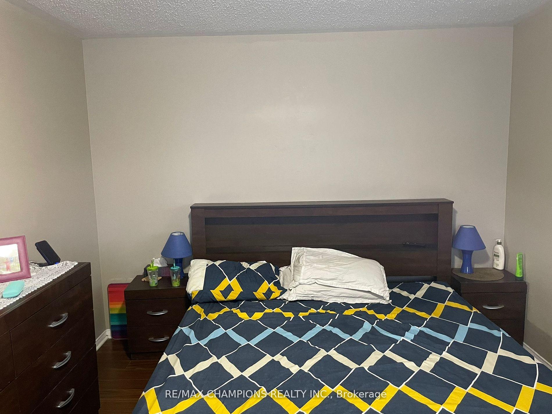 Photo 5 of Unit Upper, 45 Feather Reed Way, Brampton, Sandringham-Wellington — HOMEH