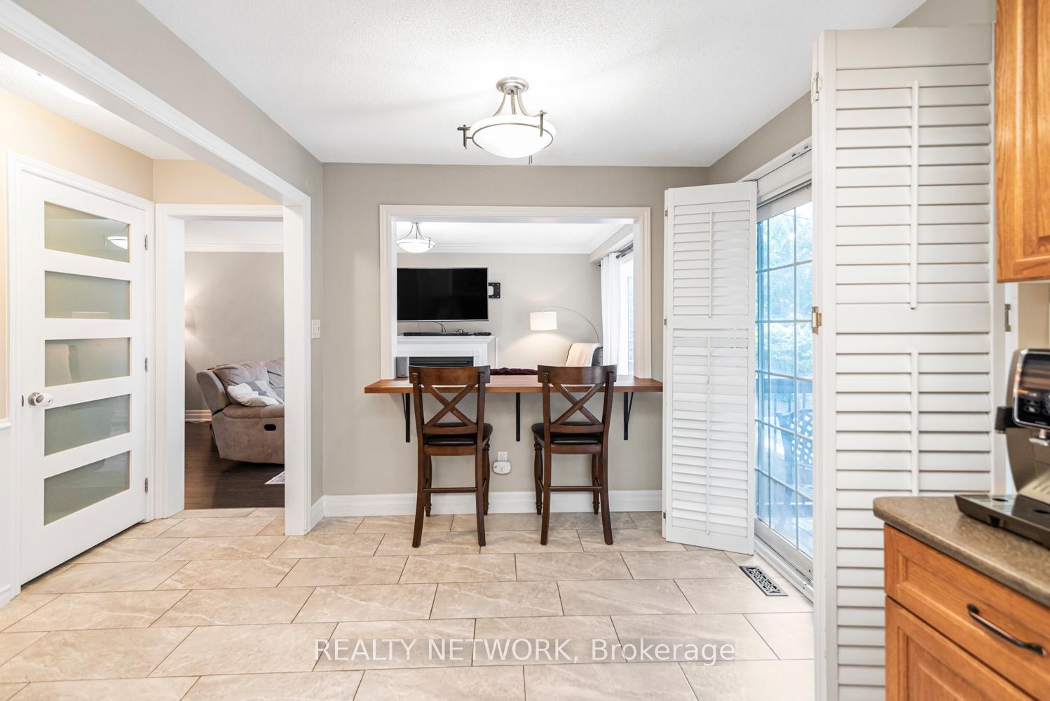 Photo 12 of 755 Templemead Drive, Hamilton, Templemead — HOMEH