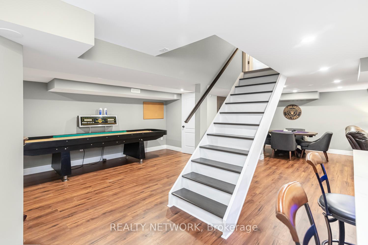 Photo 33 of 755 Templemead Drive, Hamilton, Templemead — HOMEH