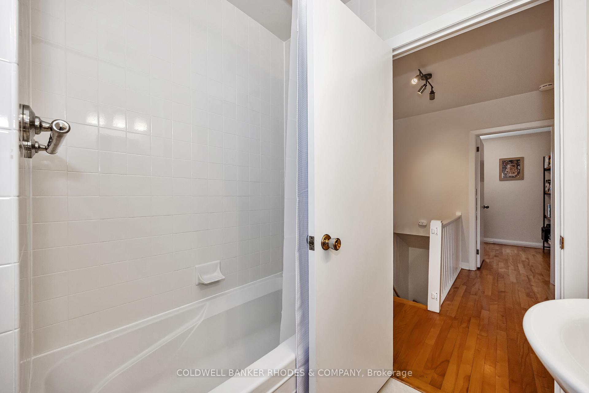 Photo 26 of 1063 Silver Street, Ottawa, Carlington — HOMEH
