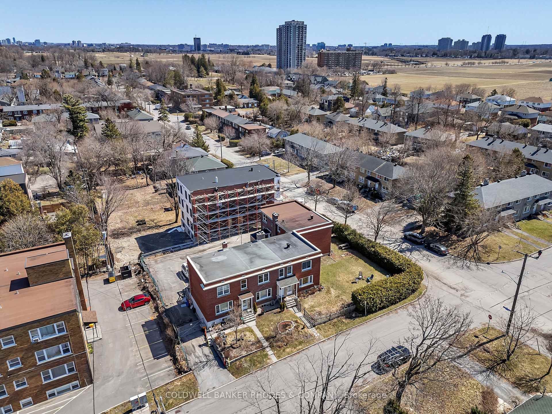 Photo 35 of 1063 Silver Street, Ottawa, Carlington — HOMEH