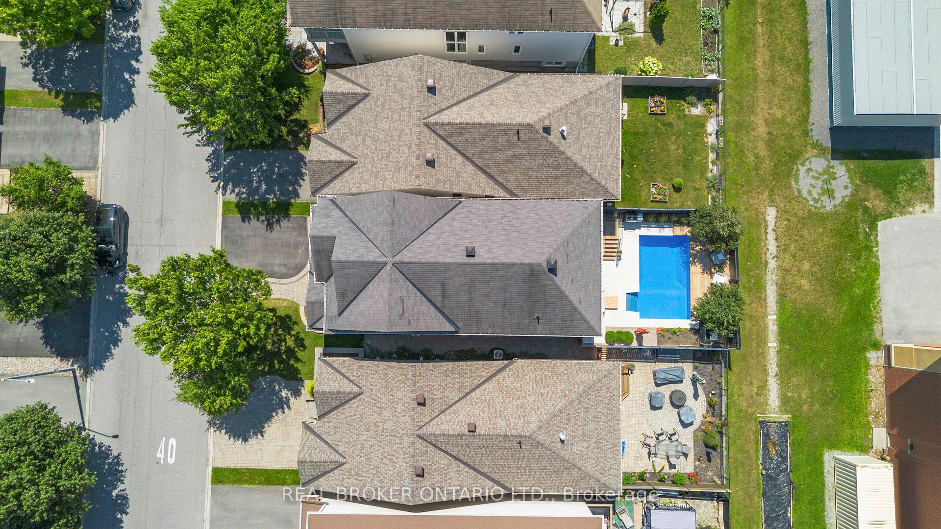Photo 4 of 288 Harthill Way, Ottawa, Barrhaven - Heritage Park — HOMEH
