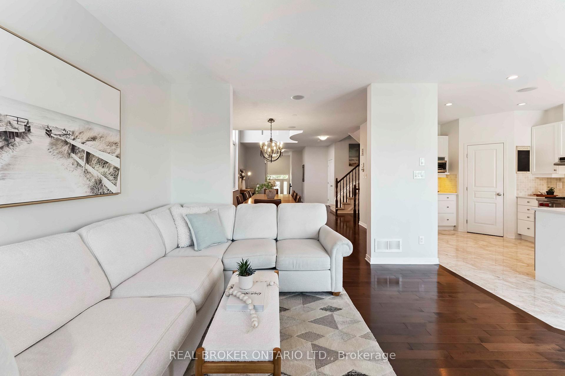 Photo 9 of 288 Harthill Way, Ottawa, Barrhaven - Heritage Park — HOMEH