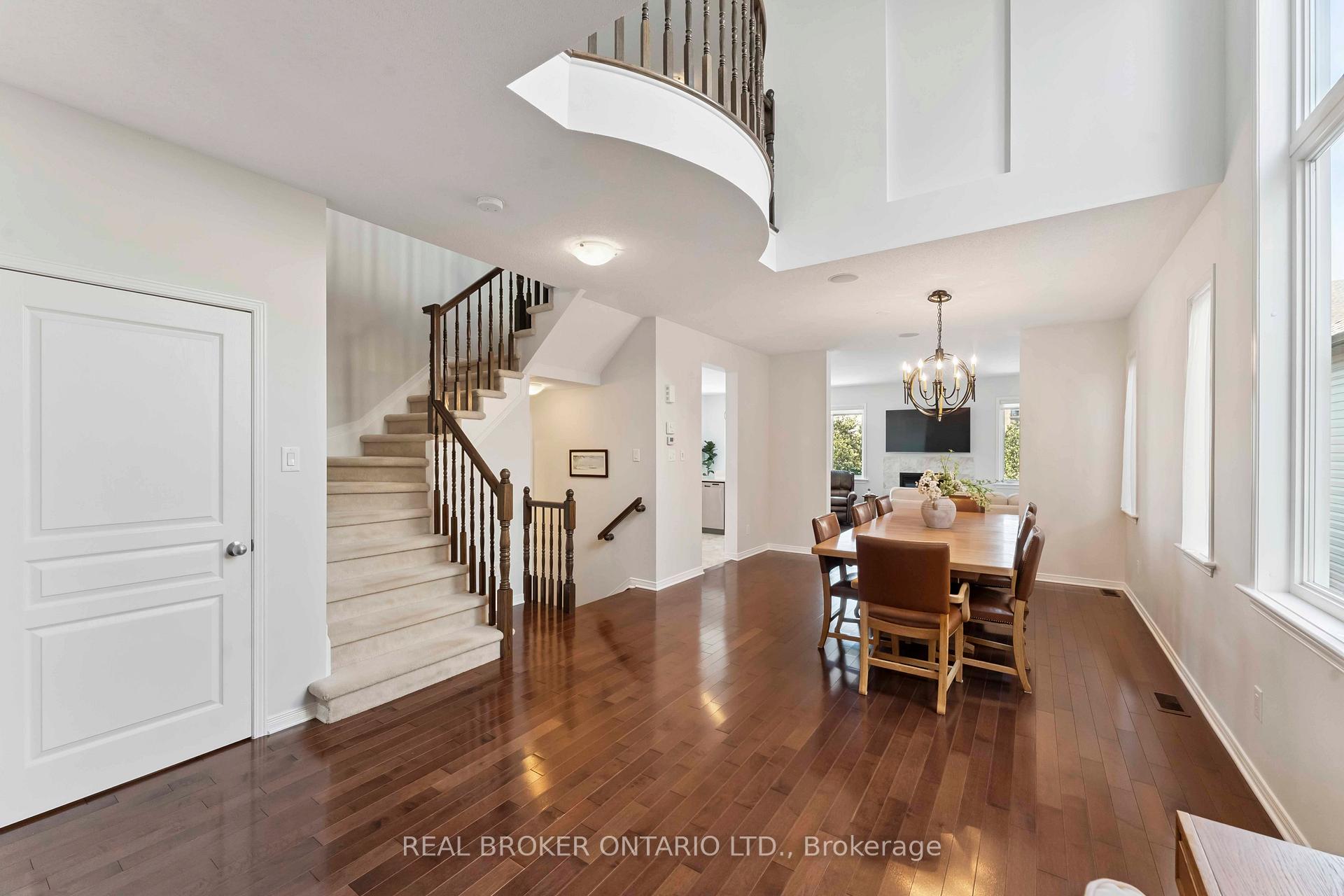 Photo 12 of 288 Harthill Way, Ottawa, Barrhaven - Heritage Park — HOMEH