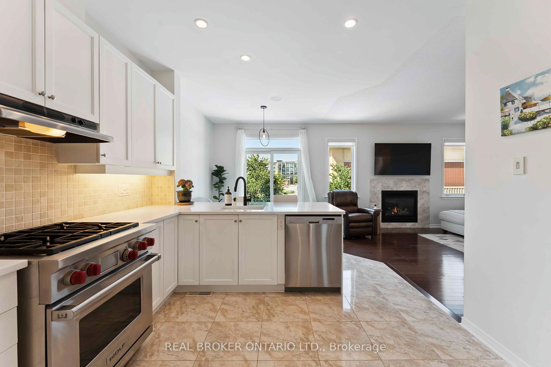 Photo 17 of 288 Harthill Way, Ottawa, Barrhaven - Heritage Park — HOMEH