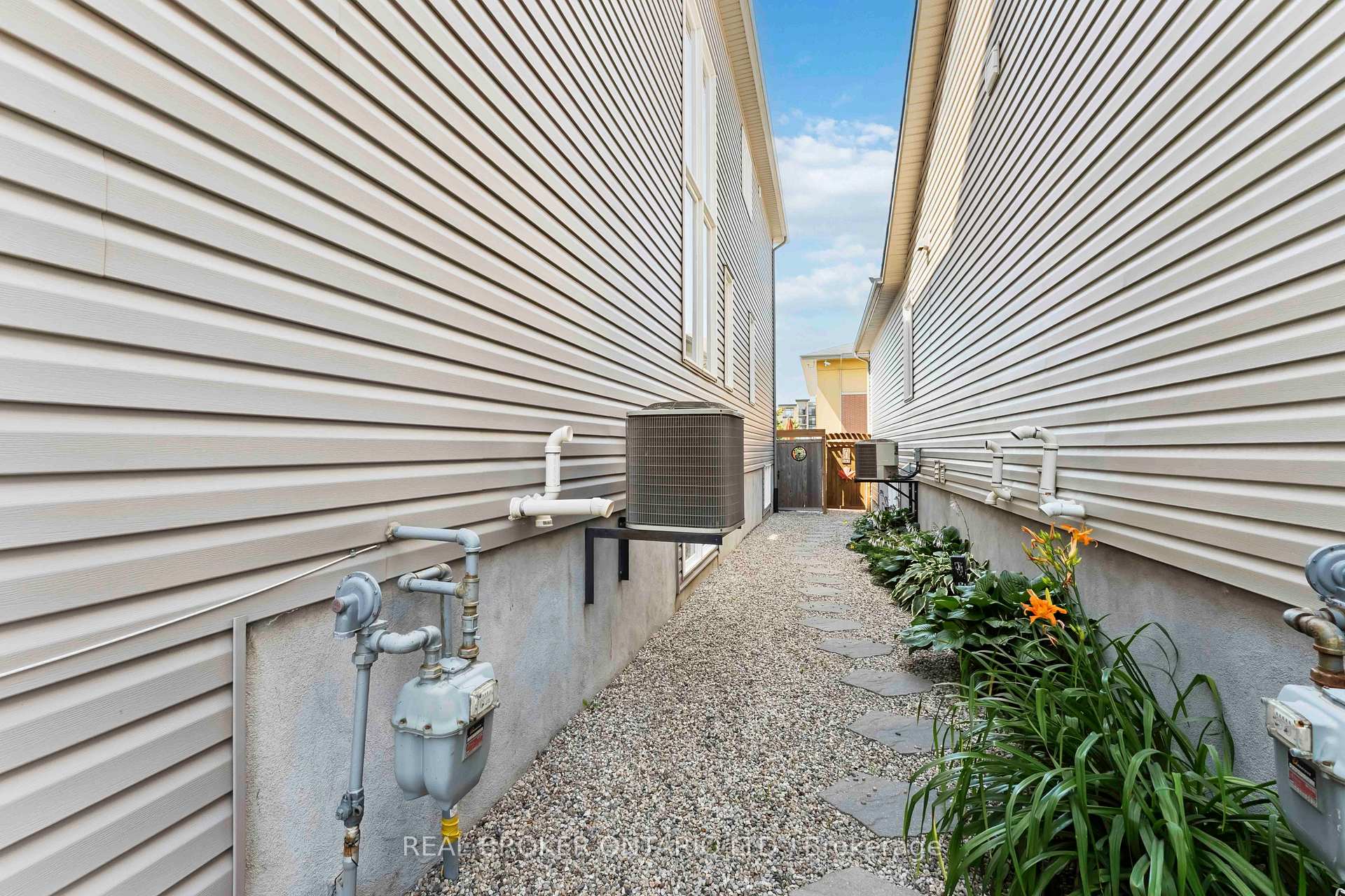 Photo 42 of 288 Harthill Way, Ottawa, Barrhaven - Heritage Park — HOMEH