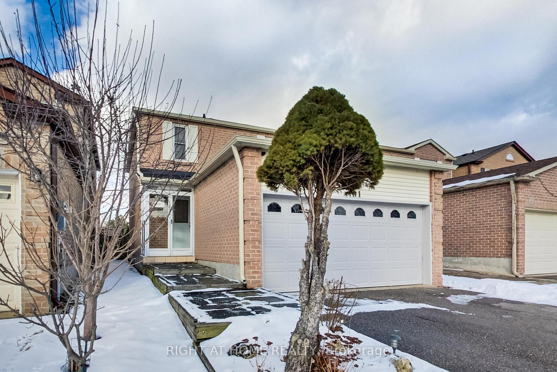 Front of 101 Bradbeer Crescent