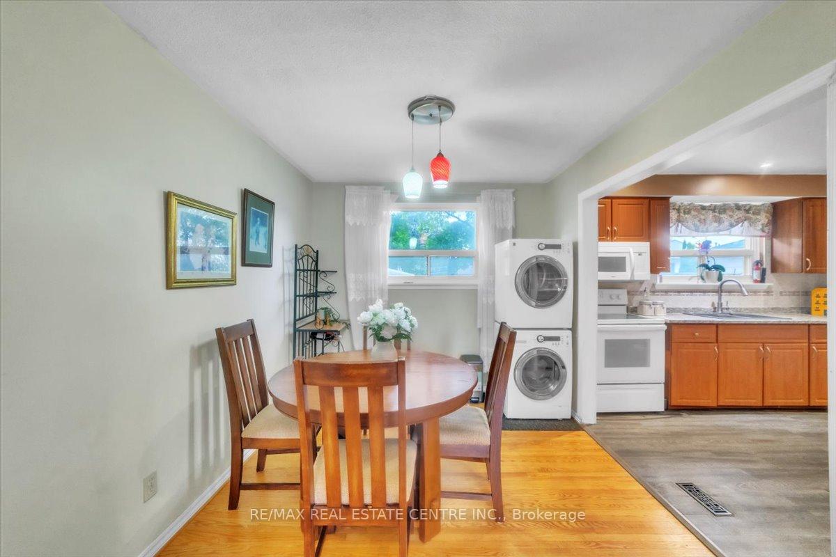 Photo 8 of 88 Sutherland Avenue, Brampton, Madoc — HOMEH