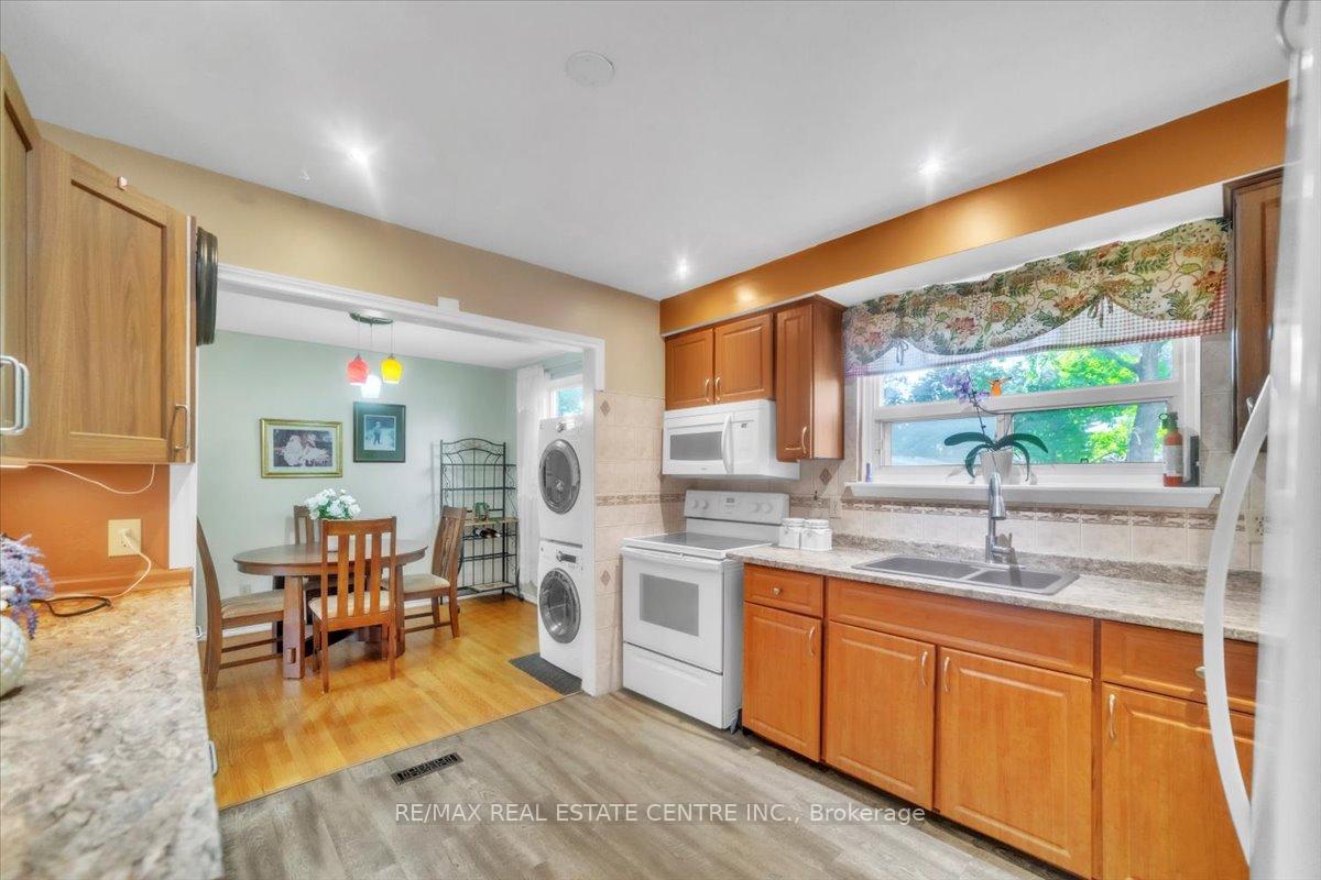 Photo 14 of 88 Sutherland Avenue, Brampton, Madoc — HOMEH