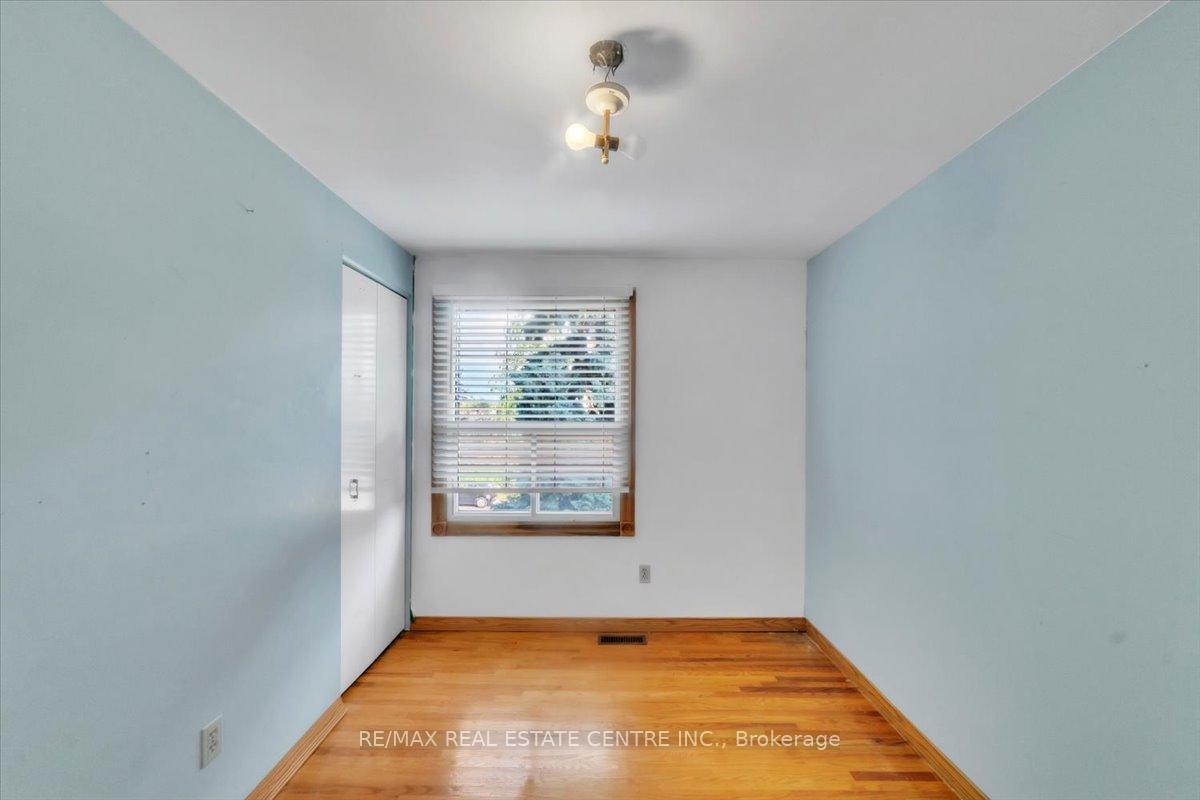 Photo 20 of 88 Sutherland Avenue, Brampton, Madoc — HOMEH
