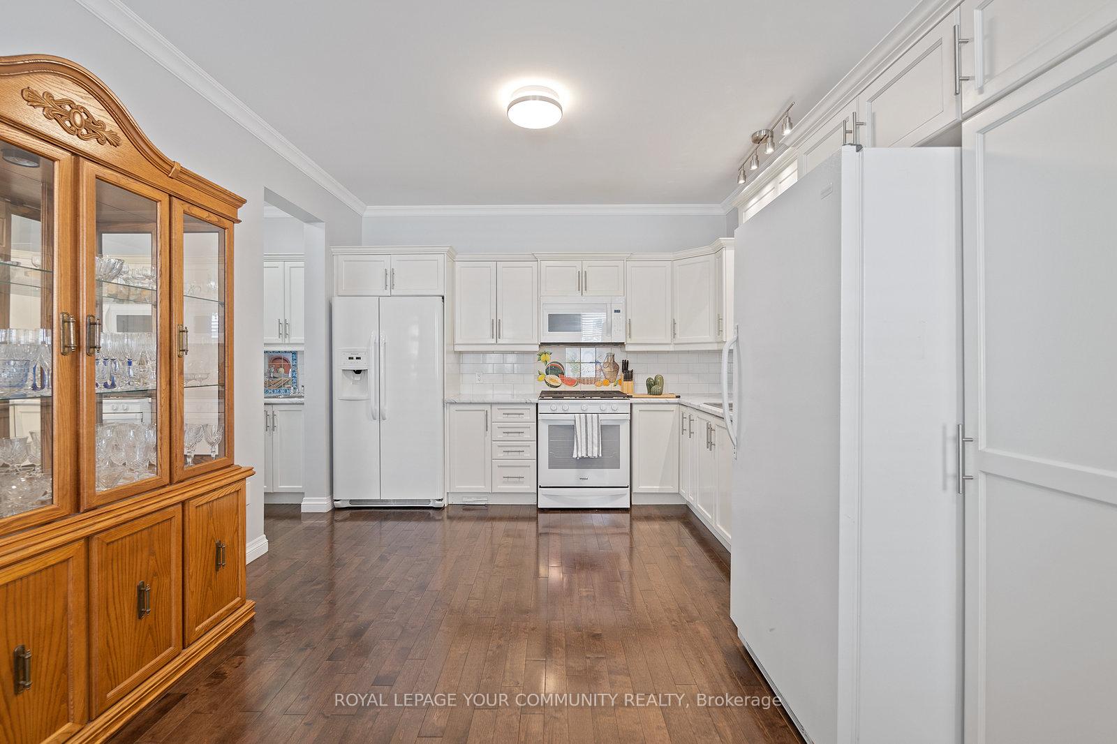 Photo 9 of 870 Beach Boulevard, Hamilton, Hamilton Beach — HOMEH