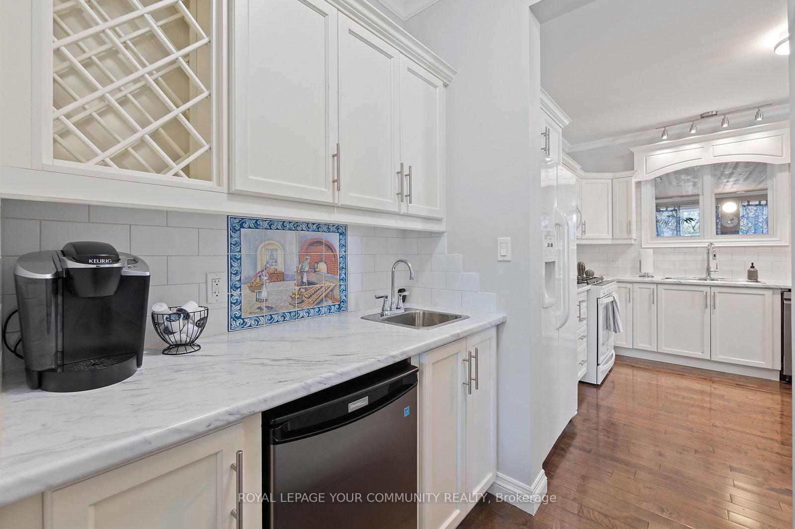 Photo 13 of 870 Beach Boulevard, Hamilton, Hamilton Beach — HOMEH