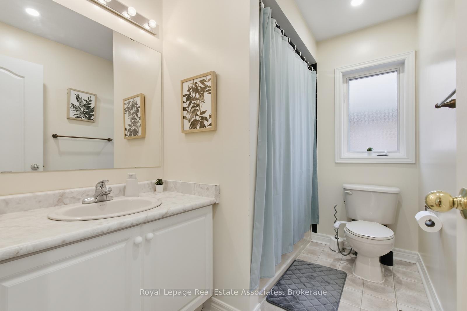 Photo 24 of 66 Millhouse Mews, Brampton, Bram West — HOMEH