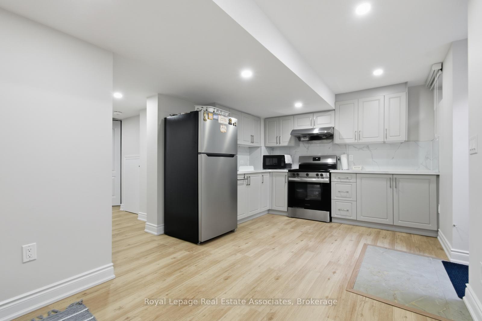 Photo 32 of 66 Millhouse Mews, Brampton, Bram West — HOMEH