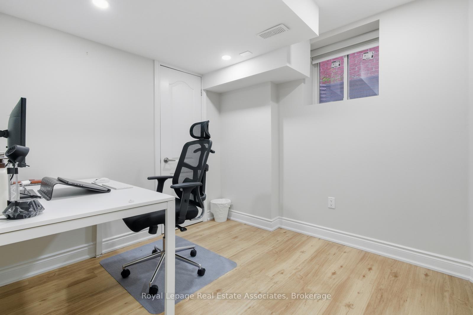 Photo 35 of 66 Millhouse Mews, Brampton, Bram West — HOMEH