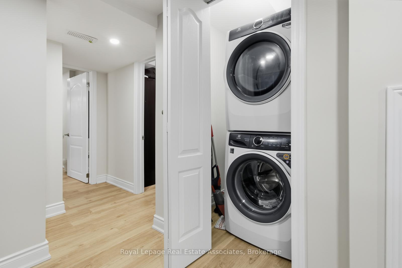 Photo 37 of 66 Millhouse Mews, Brampton, Bram West — HOMEH