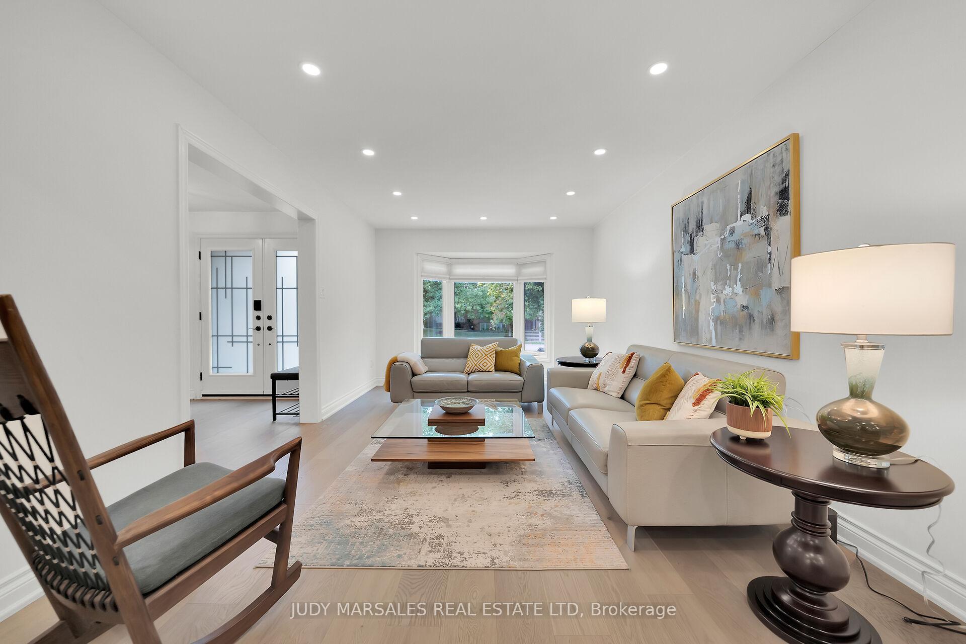 Photo 8 of 26 Huntingwood Avenue, Hamilton, Dundas — HOMEH