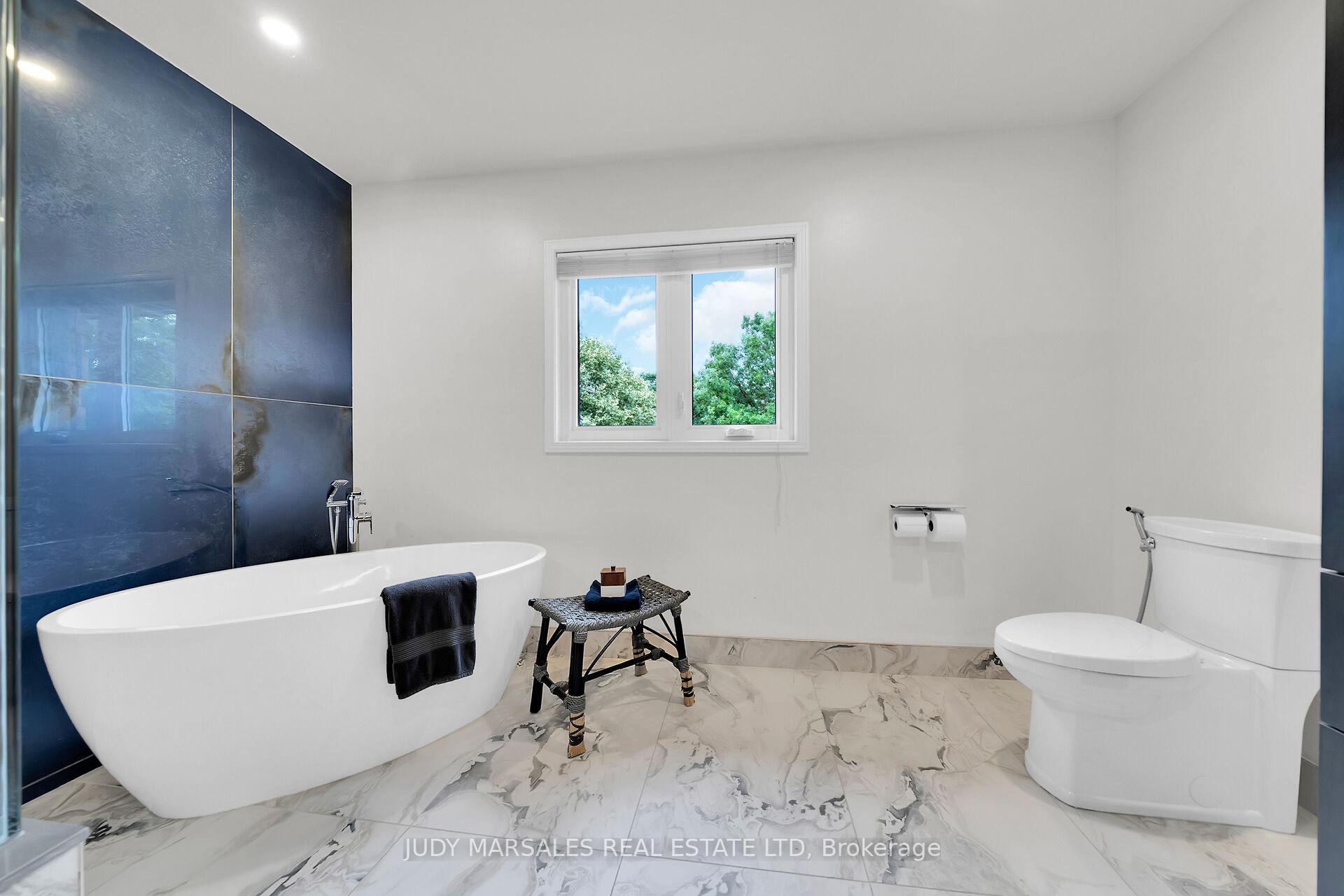 Photo 29 of 26 Huntingwood Avenue, Hamilton, Dundas — HOMEH