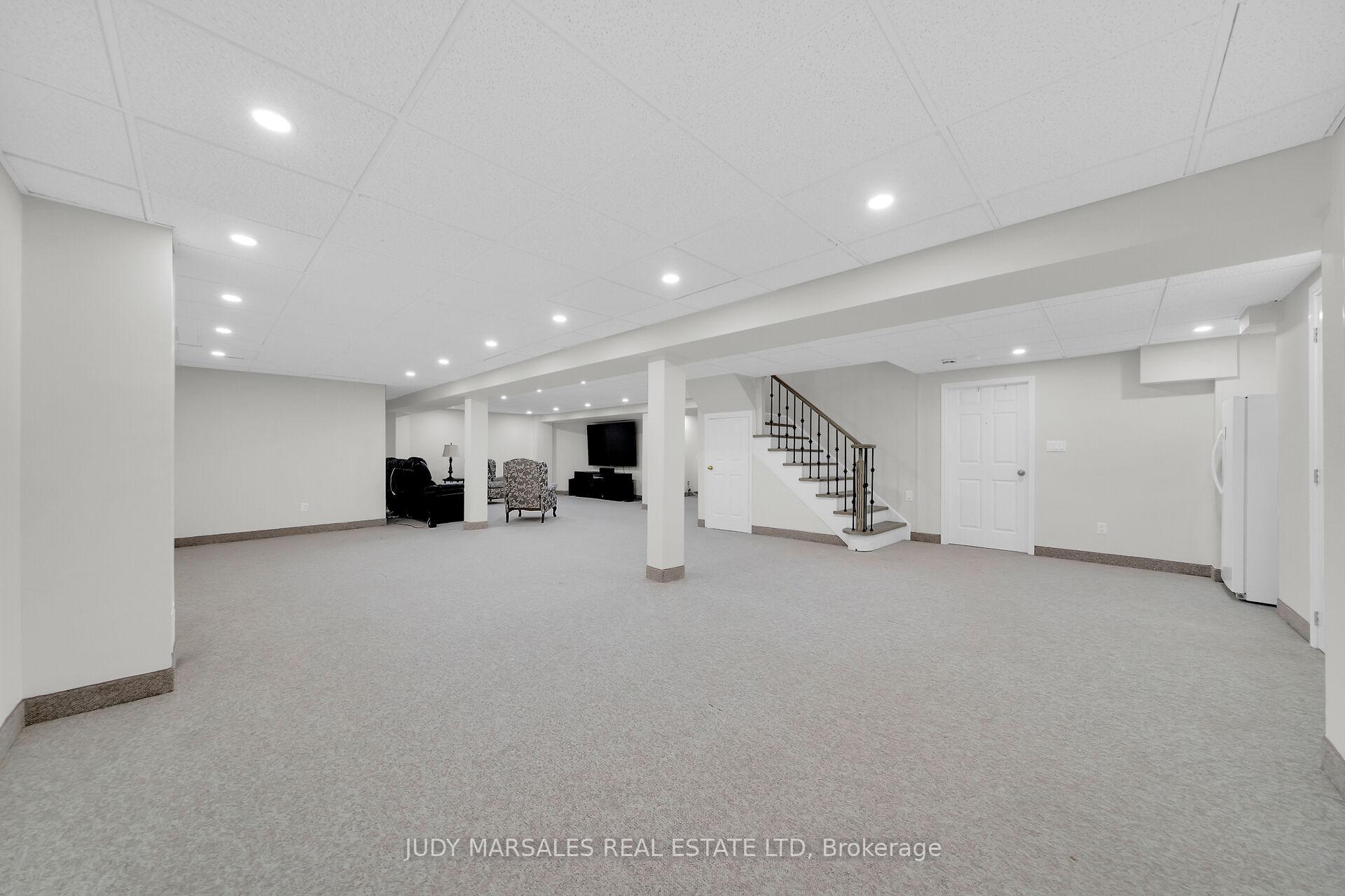 Photo 31 of 26 Huntingwood Avenue, Hamilton, Dundas — HOMEH