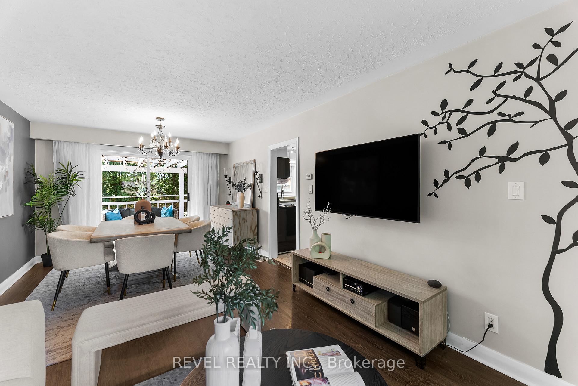 Photo 7 of 3 Glenwood Terrace, Ajax, South East — HOMEH