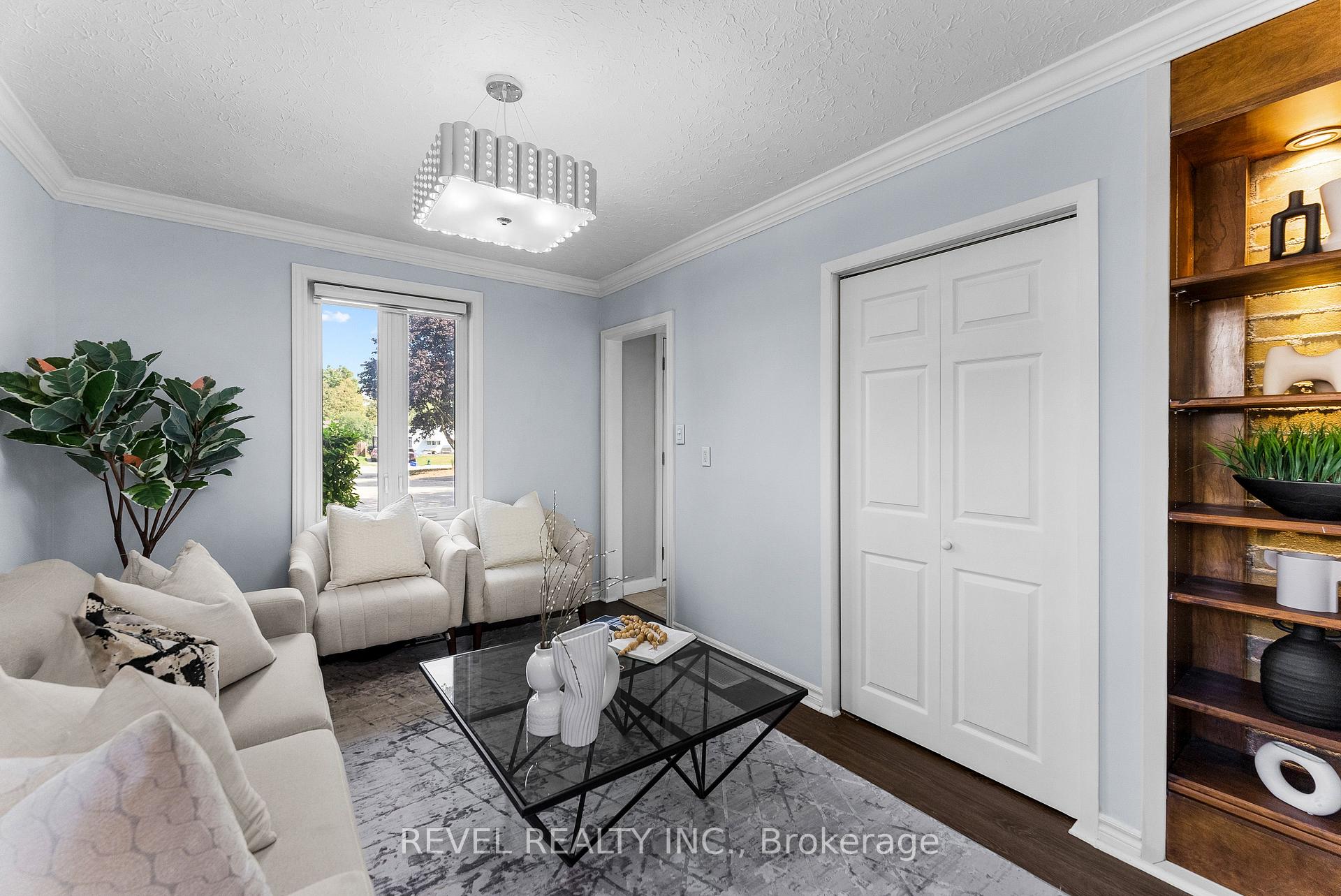 Photo 13 of 3 Glenwood Terrace, Ajax, South East — HOMEH