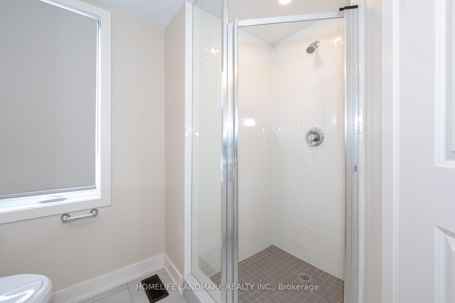 Photo 4 of 42 Benoit Street, Vaughan, Vellore Village — HOMEH