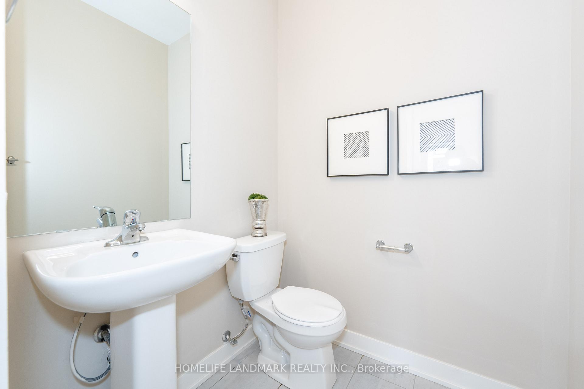 Photo 10 of 42 Benoit Street, Vaughan, Vellore Village — HOMEH
