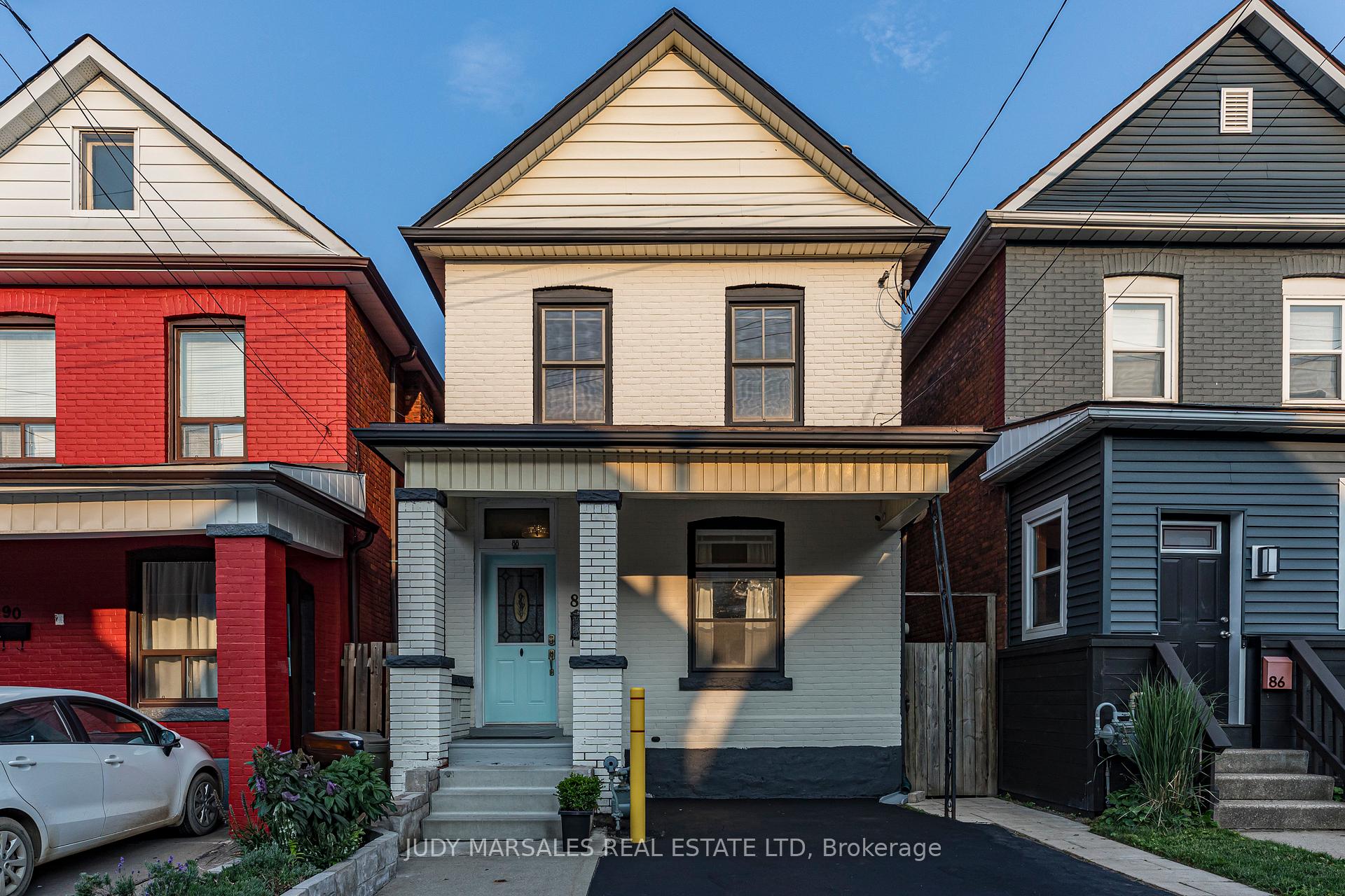 Photo 1 of 88 Oxford Street, Hamilton, Strathcona — HOMEH