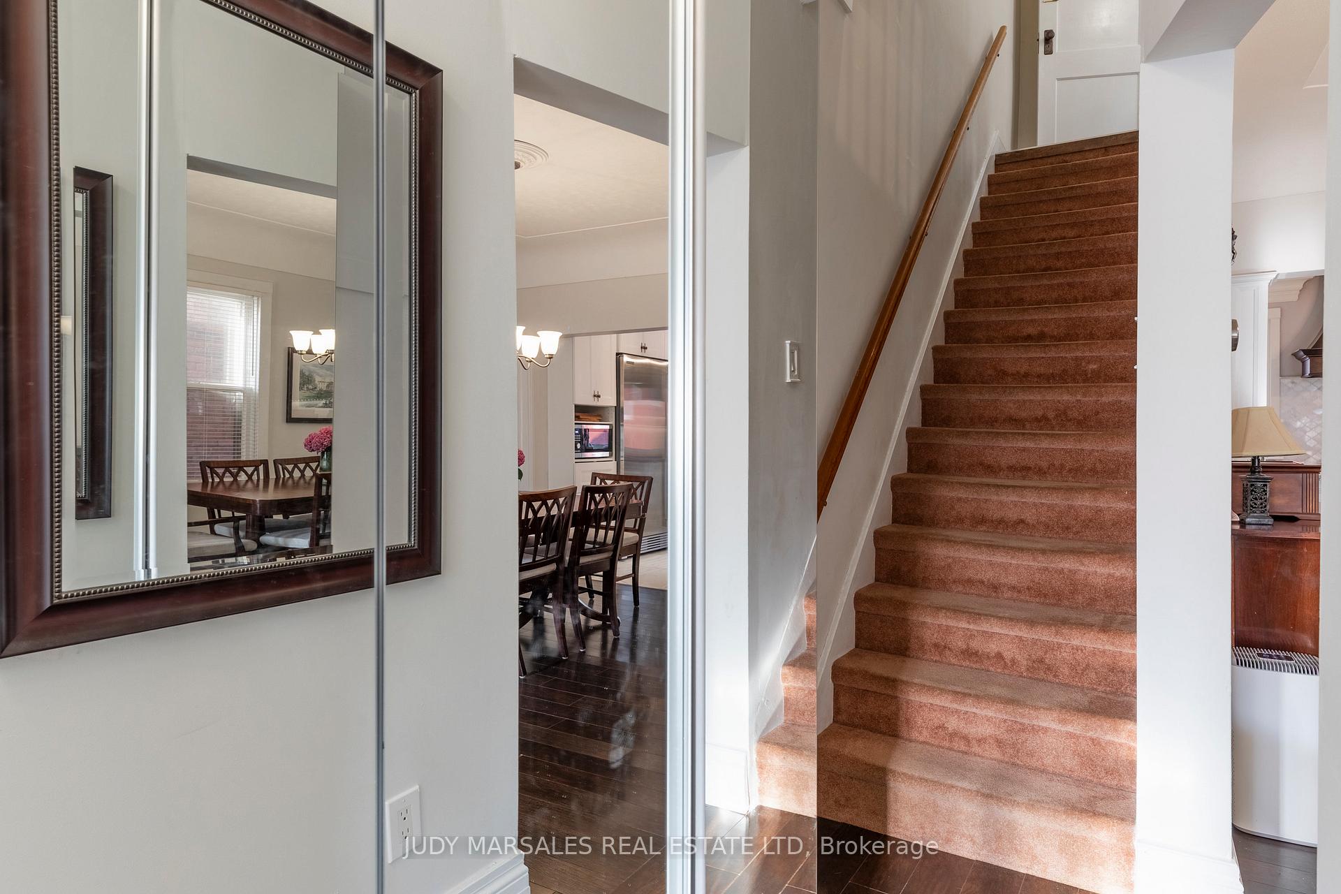 Photo 7 of 88 Oxford Street, Hamilton, Strathcona — HOMEH