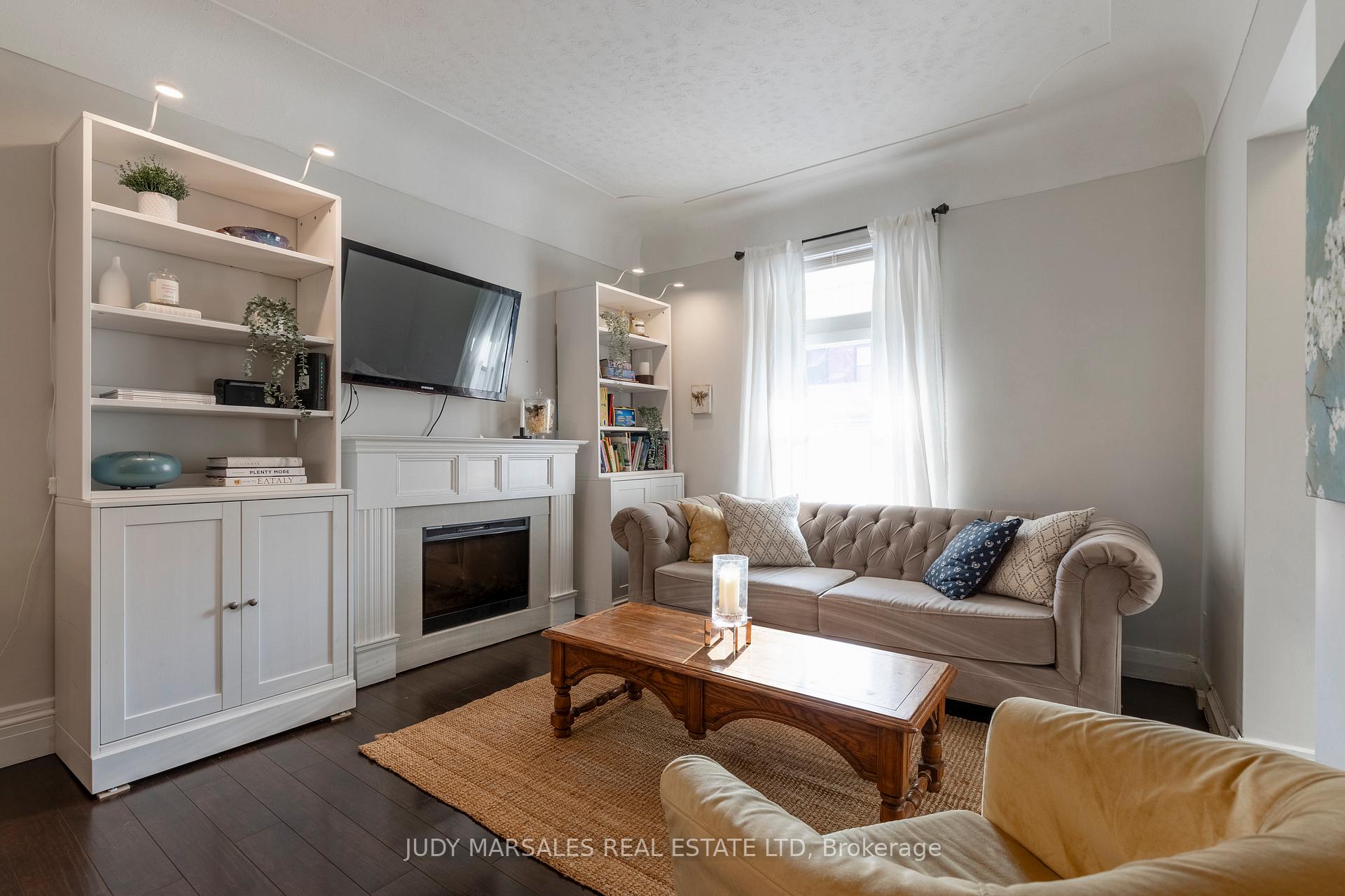 Photo 13 of 88 Oxford Street, Hamilton, Strathcona — HOMEH