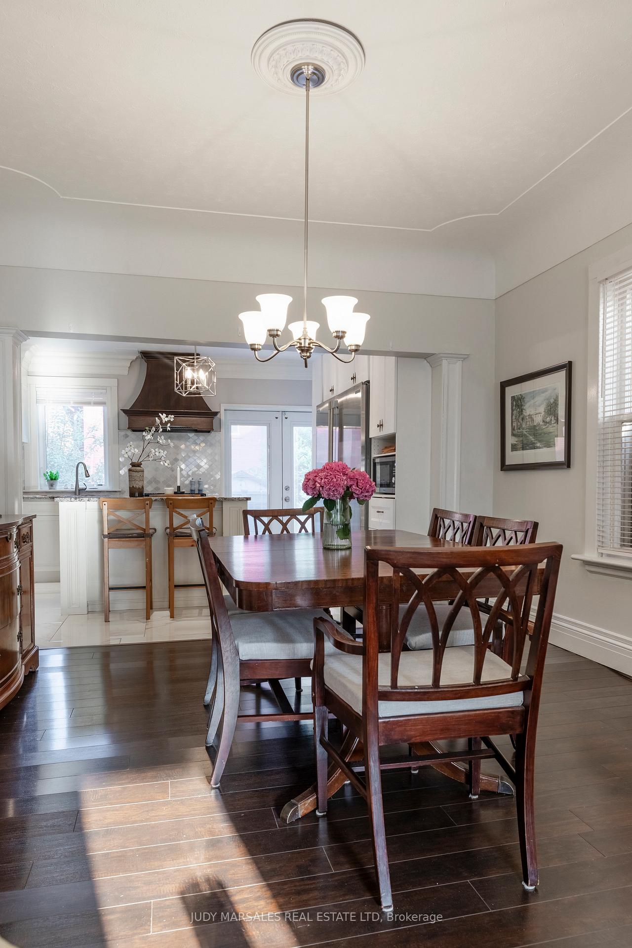 Photo 15 of 88 Oxford Street, Hamilton, Strathcona — HOMEH