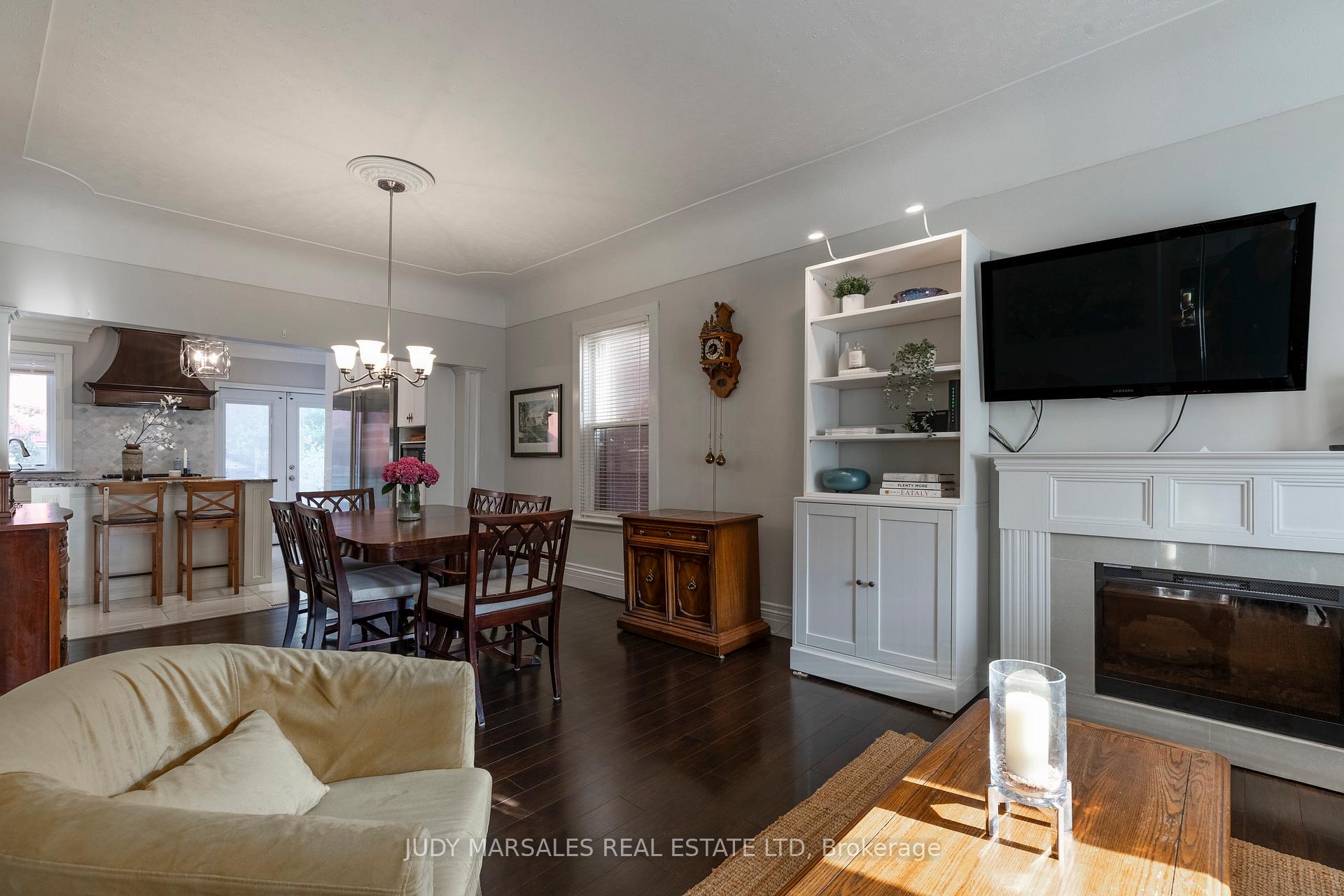 Photo 18 of 88 Oxford Street, Hamilton, Strathcona — HOMEH