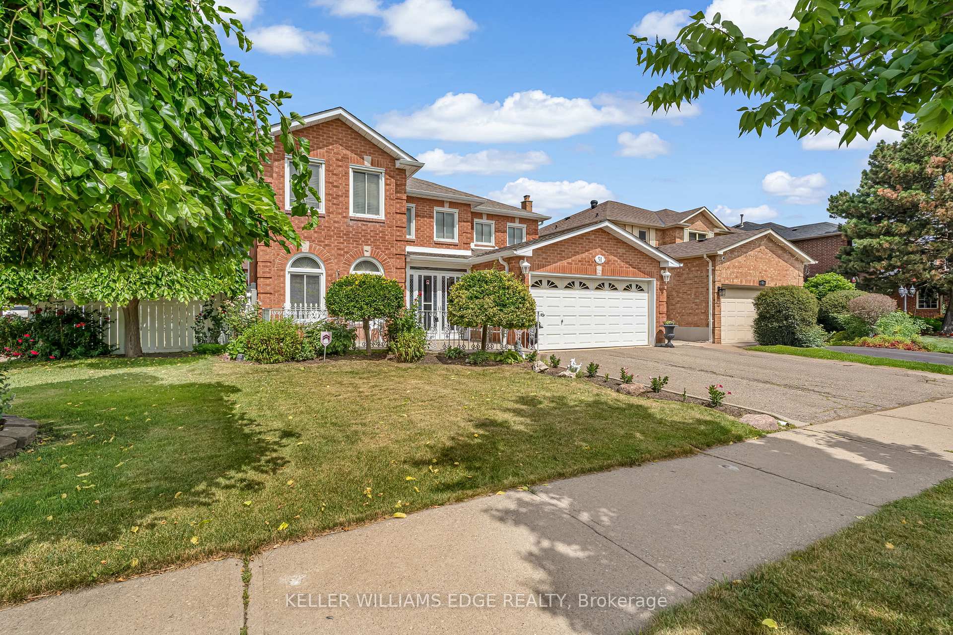 Photo 3 of 51 Corkett Drive, Brampton, Northwood Park — HOMEH
