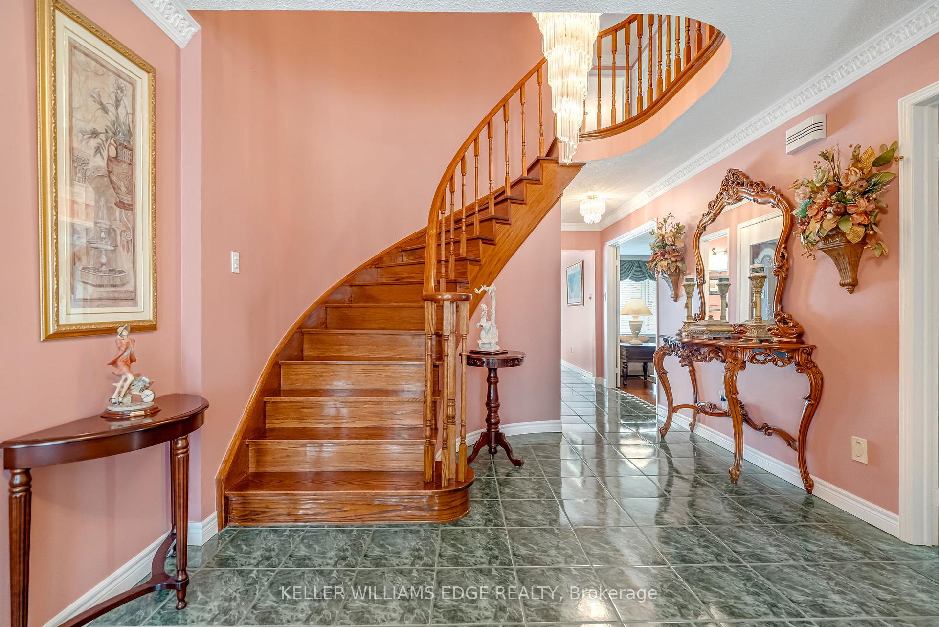 Photo 6 of 51 Corkett Drive, Brampton, Northwood Park — HOMEH
