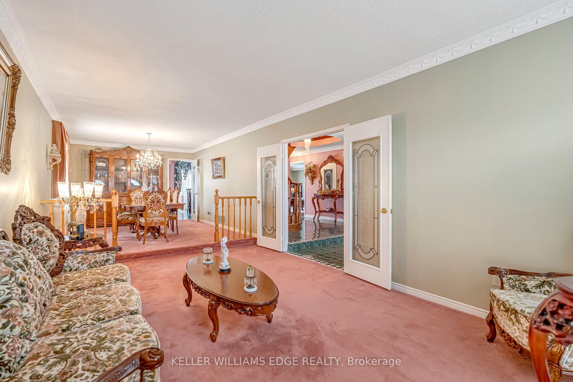 Photo 9 of 51 Corkett Drive, Brampton, Northwood Park — HOMEH