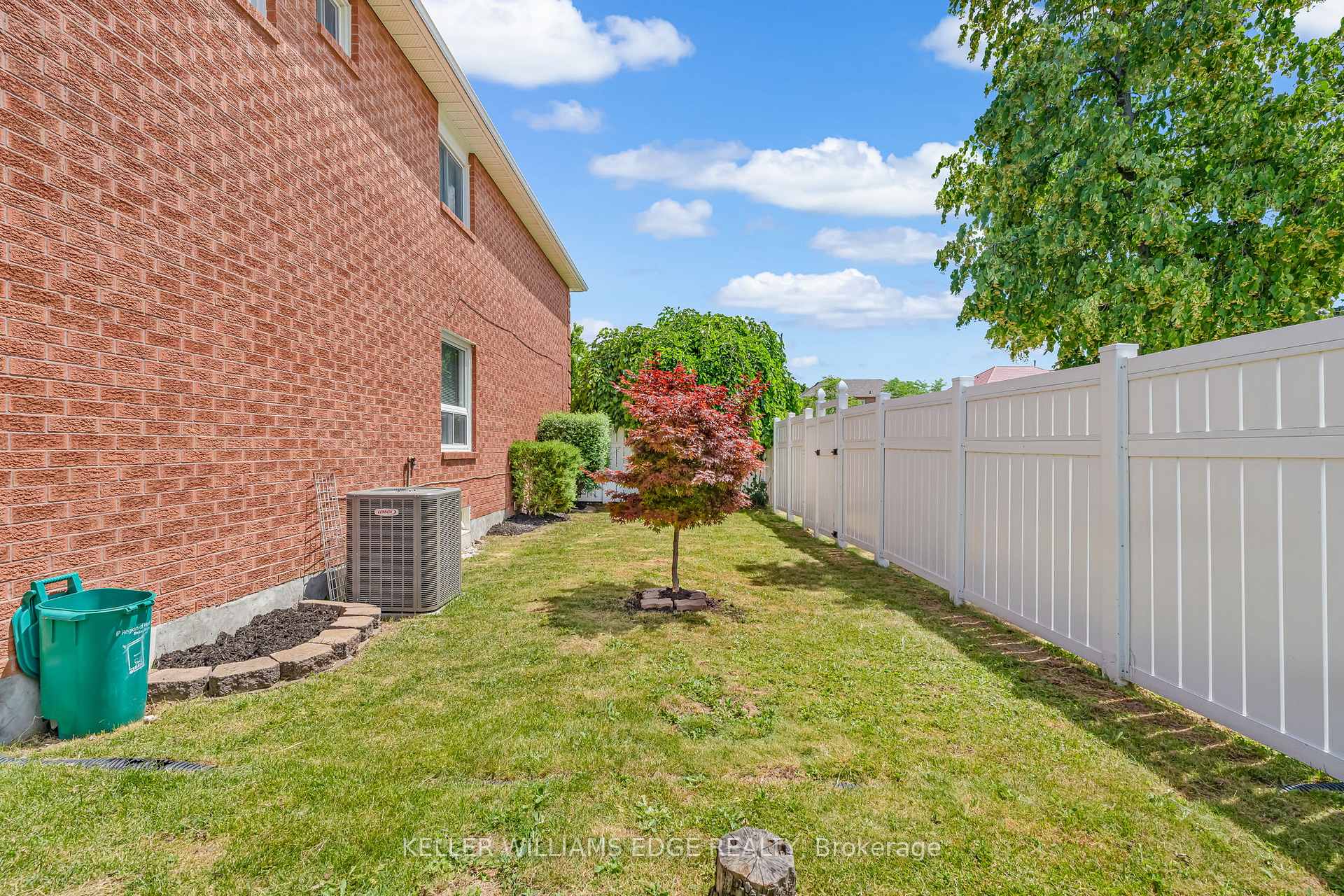 Photo 42 of 51 Corkett Drive, Brampton, Northwood Park — HOMEH