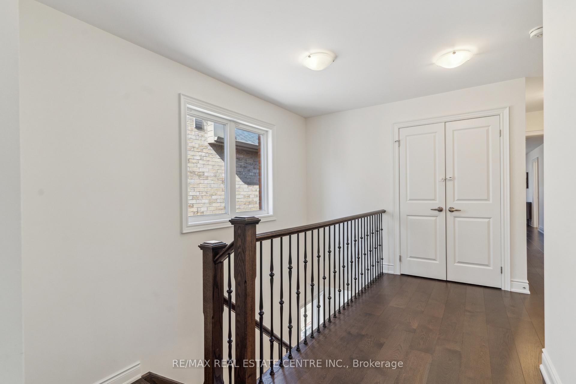 Photo 16 of 20 Quinton Ridge, Brampton, Bram West — HOMEH