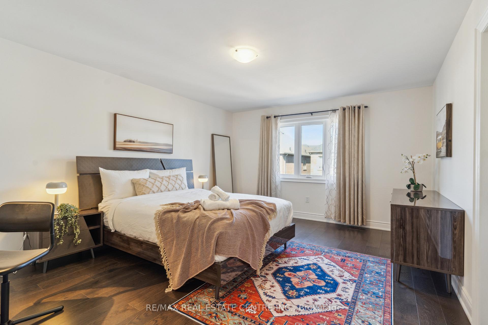 Photo 18 of 20 Quinton Ridge, Brampton, Bram West — HOMEH