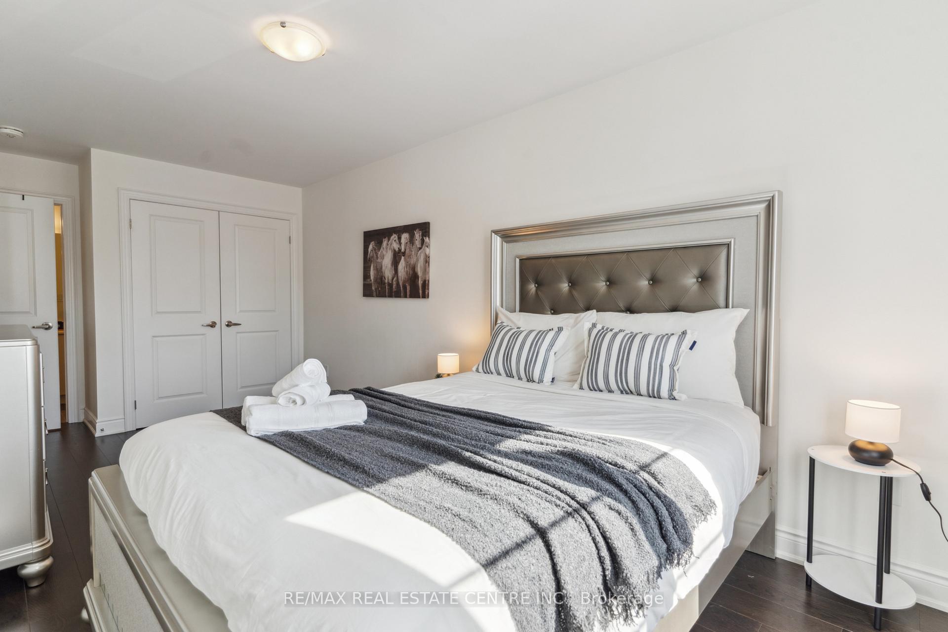 Photo 21 of 20 Quinton Ridge, Brampton, Bram West — HOMEH