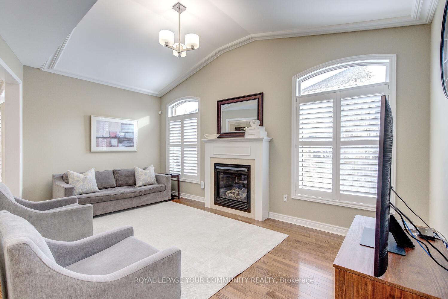 Photo 11 of 75 Golden Orchard Road, Vaughan, Patterson — HOMEH