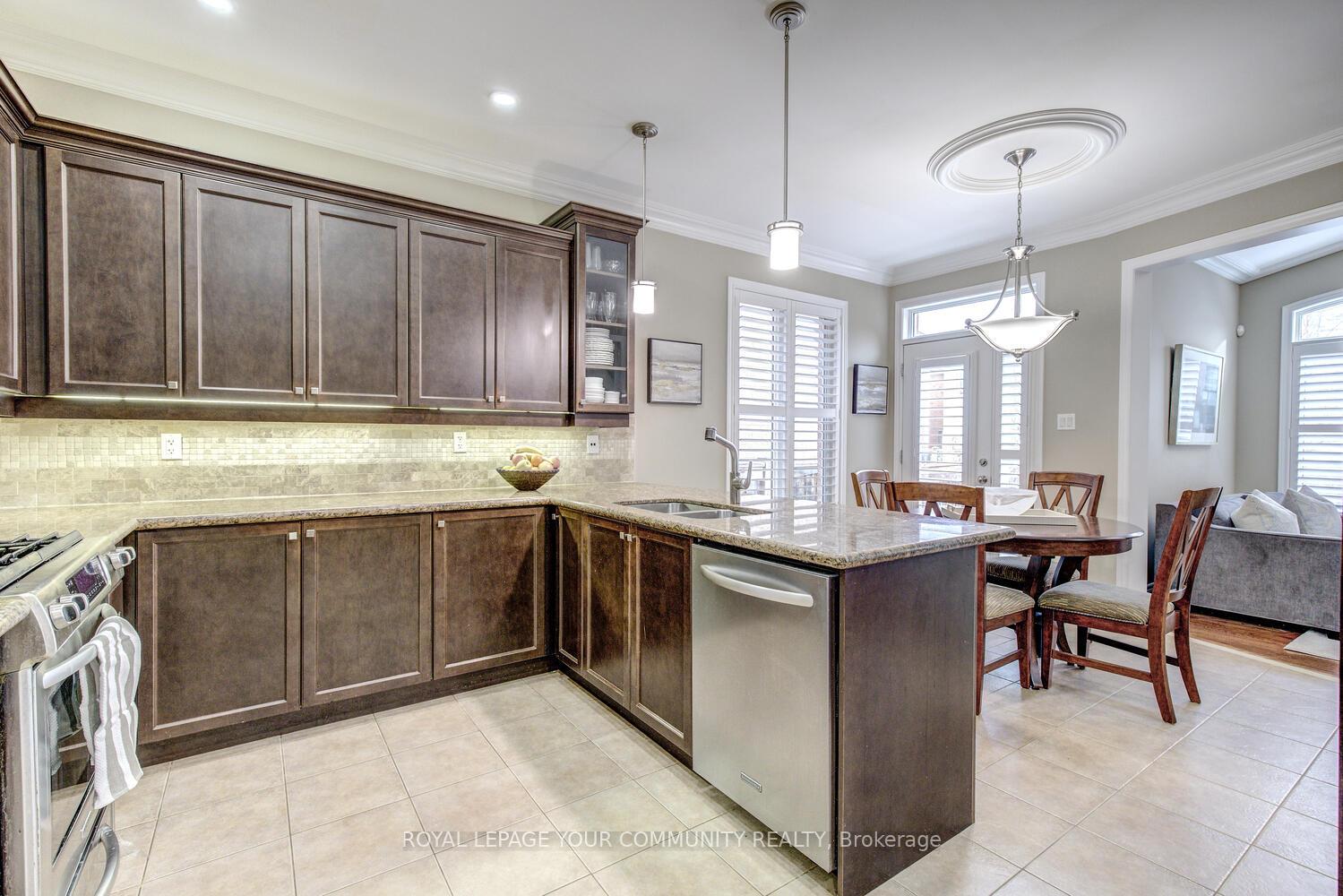 Photo 19 of 75 Golden Orchard Road, Vaughan, Patterson — HOMEH