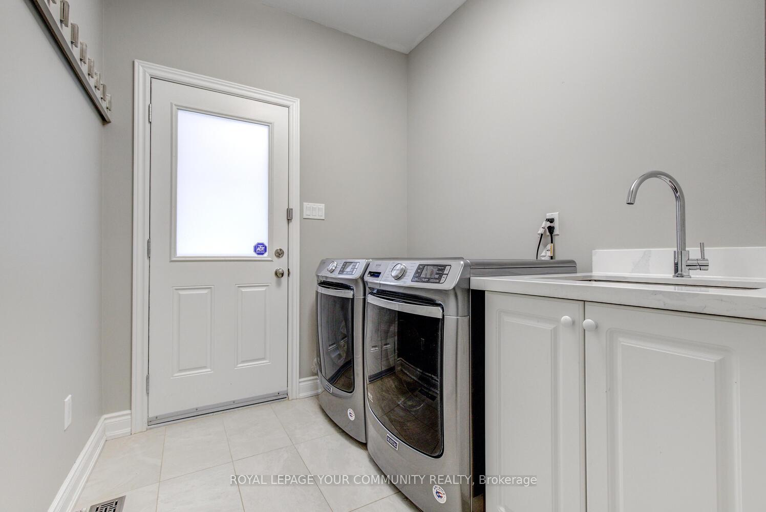 Photo 21 of 75 Golden Orchard Road, Vaughan, Patterson — HOMEH