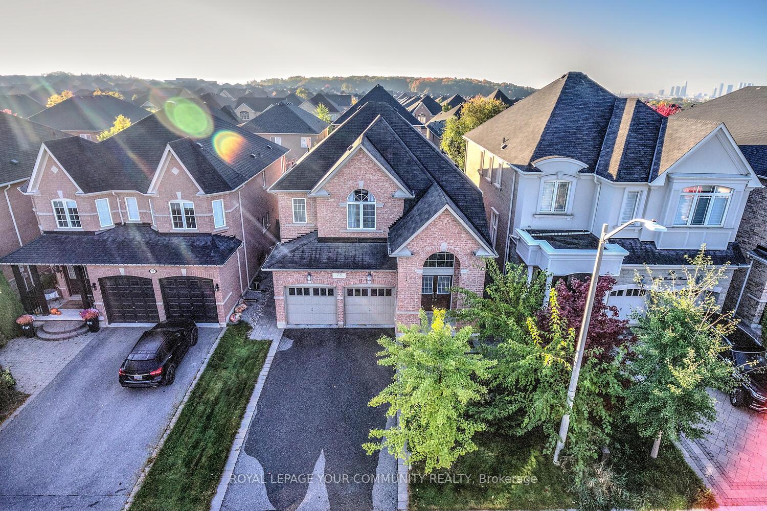 Photo 34 of 75 Golden Orchard Road, Vaughan, Patterson — HOMEH