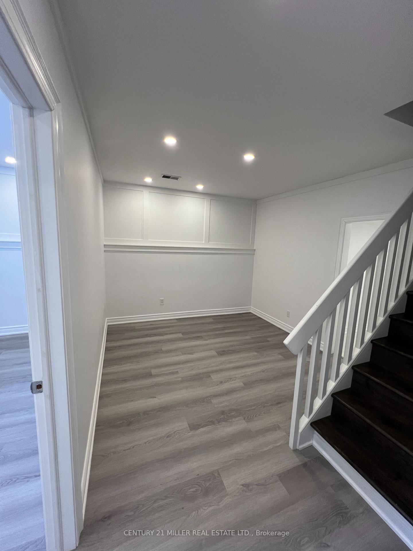Photo 12 of 11 Winding Way, Brant, Brantford Twp — HOMEH