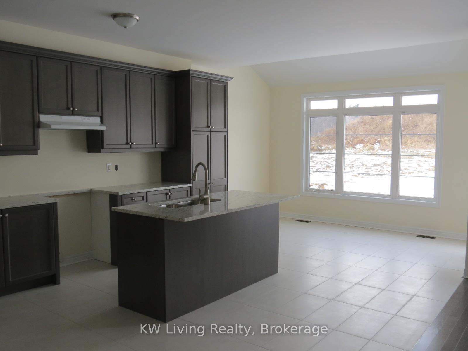 Photo 10 of 175 Rising Hill Ridge, Brampton, Bram West — HOMEH