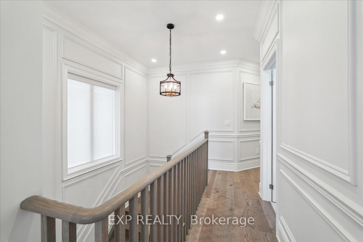 Photo 26 of 21 Coldwell Bay Circle, Vaughan, Kleinburg — HOMEH