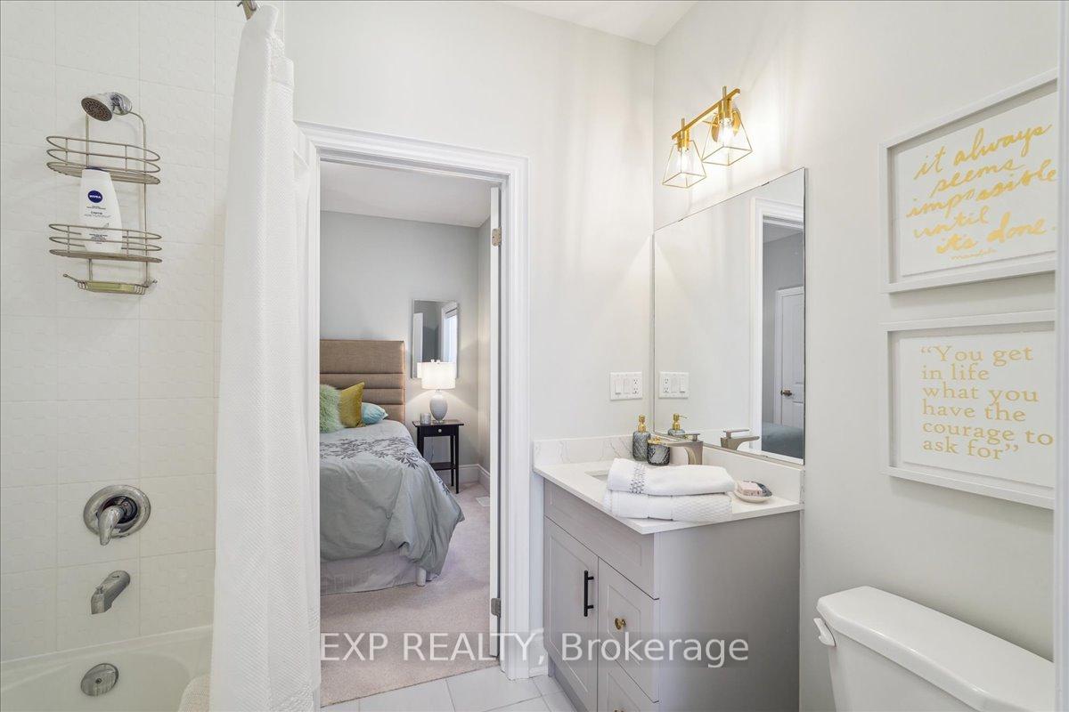 Photo 30 of 21 Coldwell Bay Circle, Vaughan, Kleinburg — HOMEH