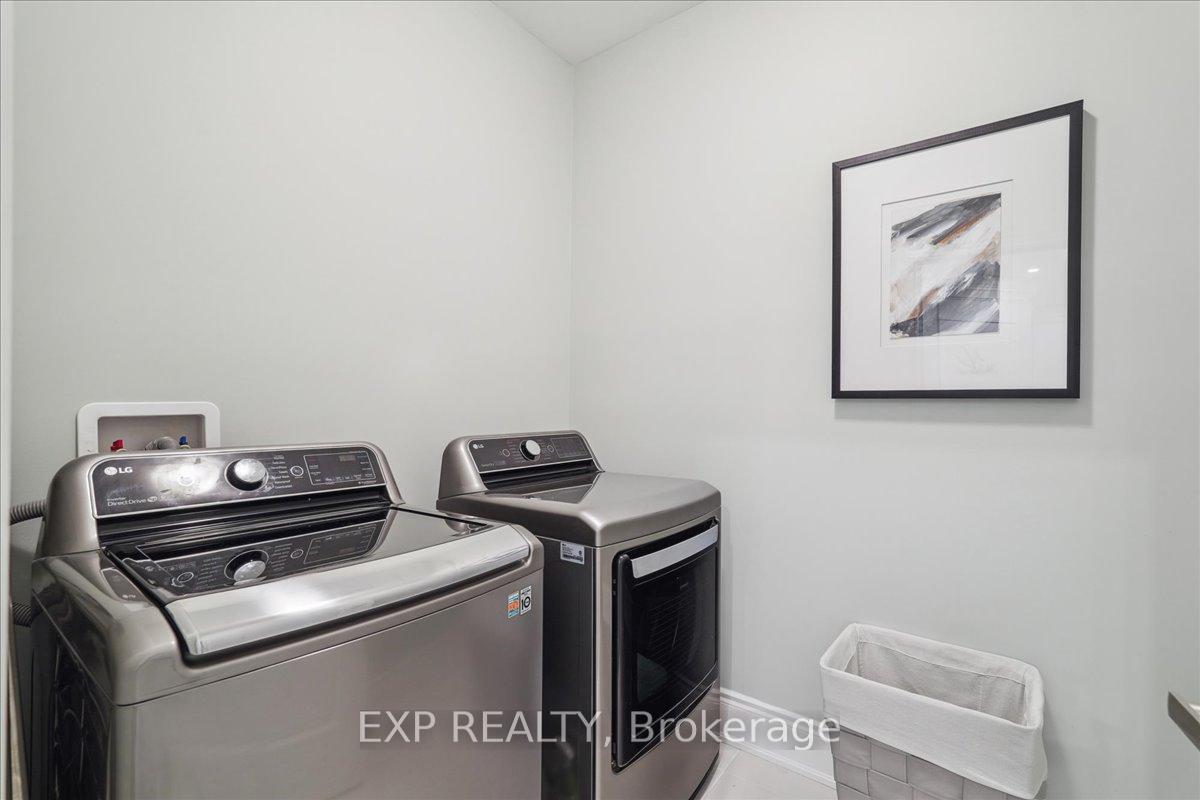 Photo 36 of 21 Coldwell Bay Circle, Vaughan, Kleinburg — HOMEH