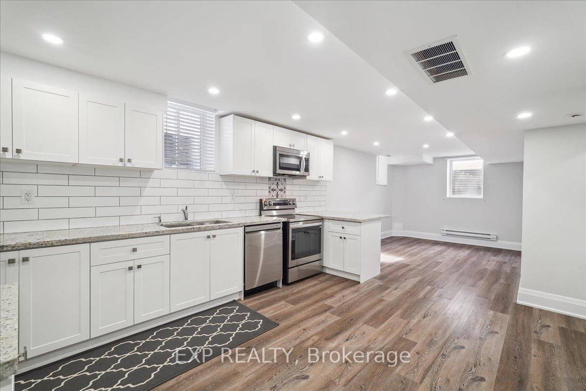 Photo 38 of 21 Coldwell Bay Circle, Vaughan, Kleinburg — HOMEH