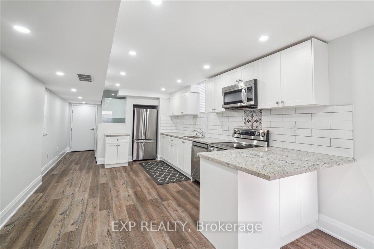 Photo 40 of 21 Coldwell Bay Circle, Vaughan, Kleinburg — HOMEH